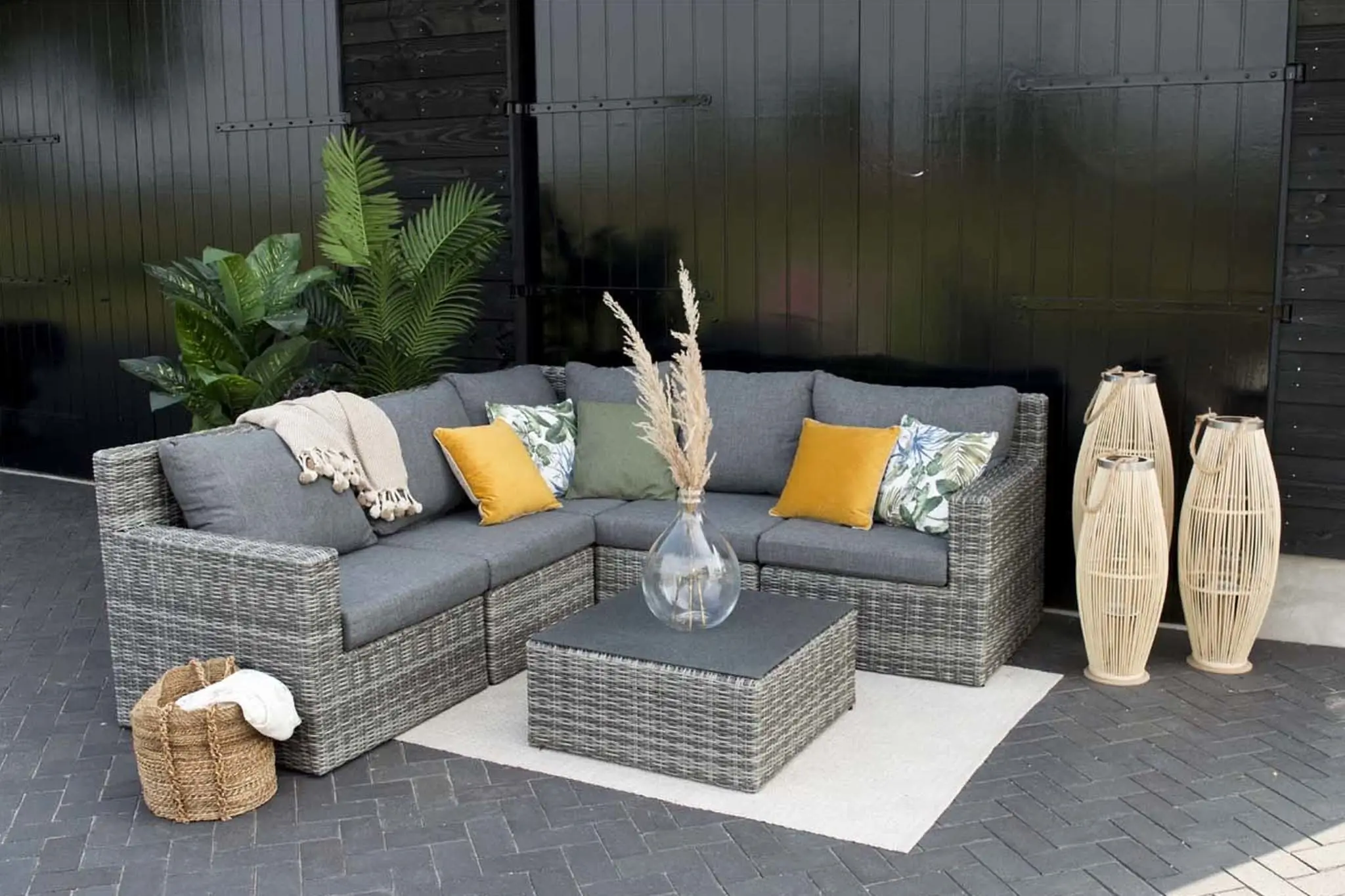 Wicker Loungesets