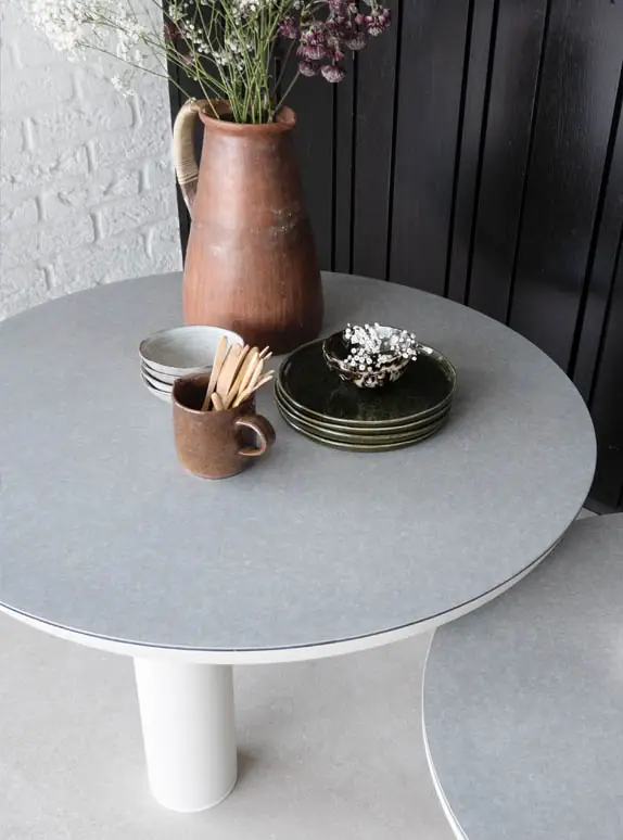 Metalen tuintafels