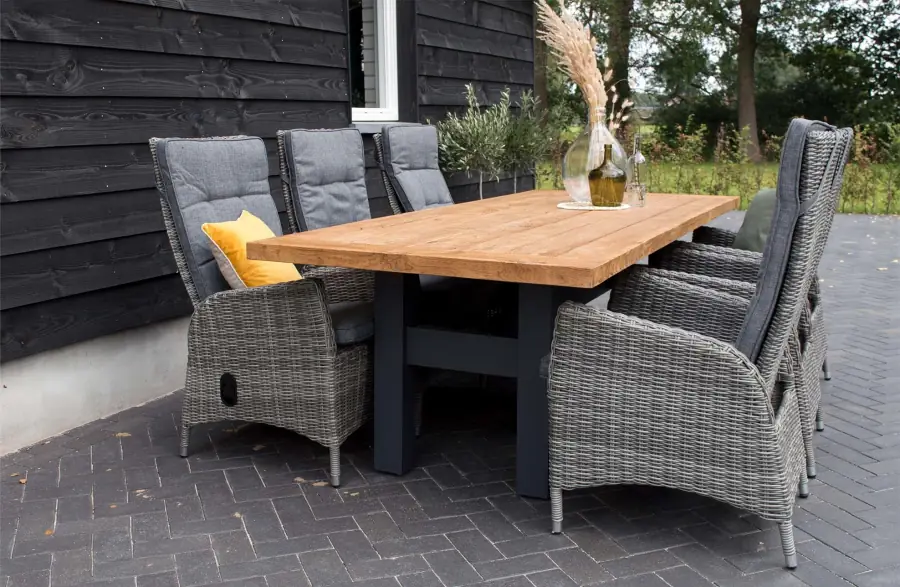 4-seizoenen-tuinmeubelen-kos-stoel-ash-grey-sfeer-01