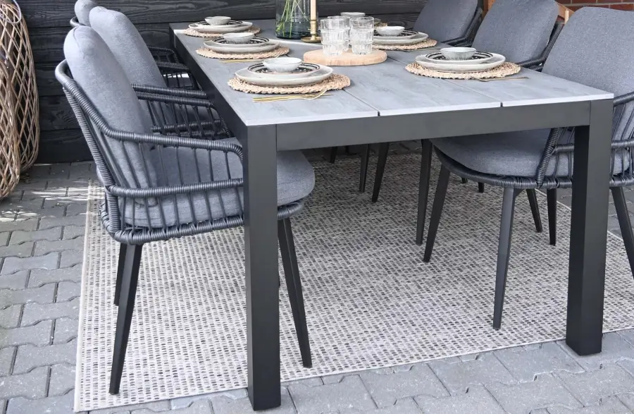 isabe-black-tuinstoel-4-seizoenen-tuinmeubelen