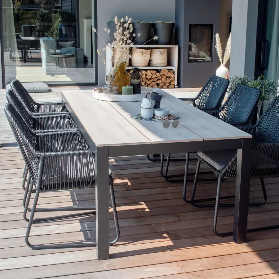 Mona-black-Cyprus-Wood