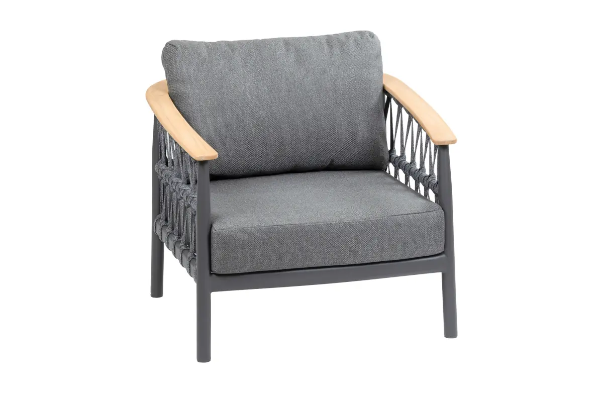 Capri-Mattblack-lounge-6