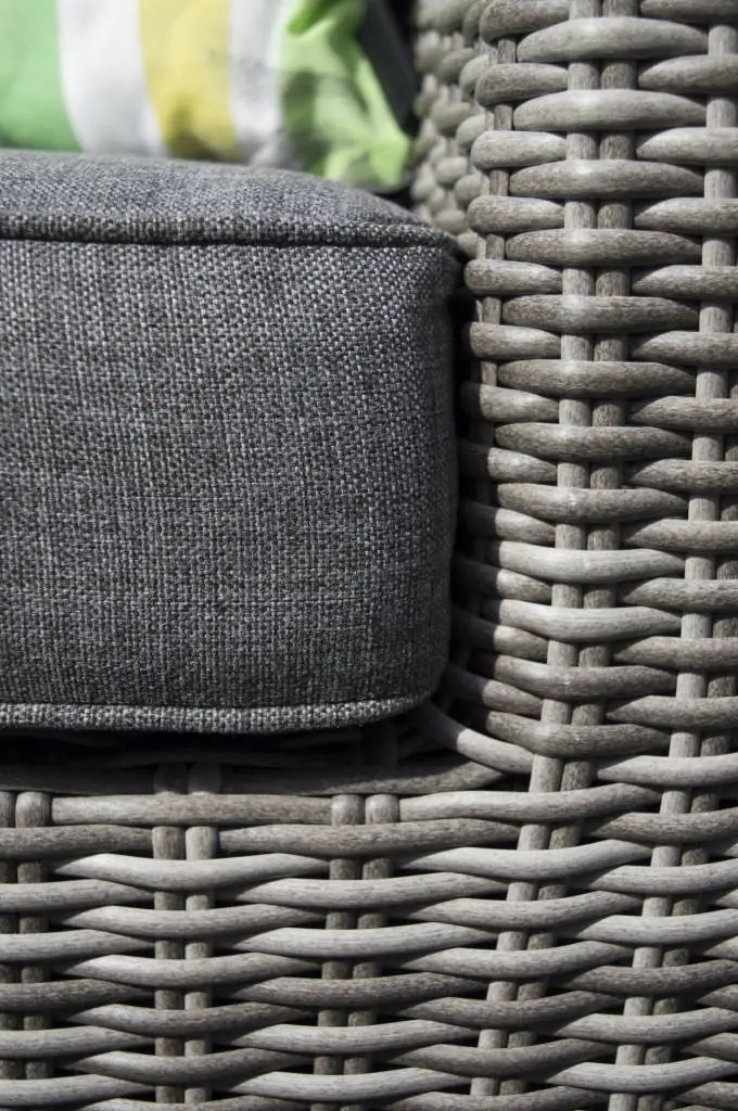 Dublin linker bankdeel-Ash Grey-wicker-dikke loungekussens-grey loungekussens-detail
